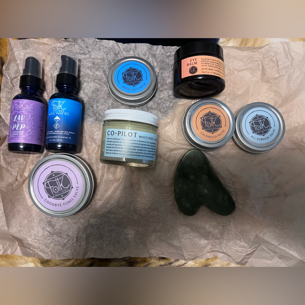 Folk Potions Face and Skincare Set with Green Gua Sha